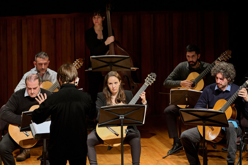 2025-05-24-camerata-guitarras-0053.jpg