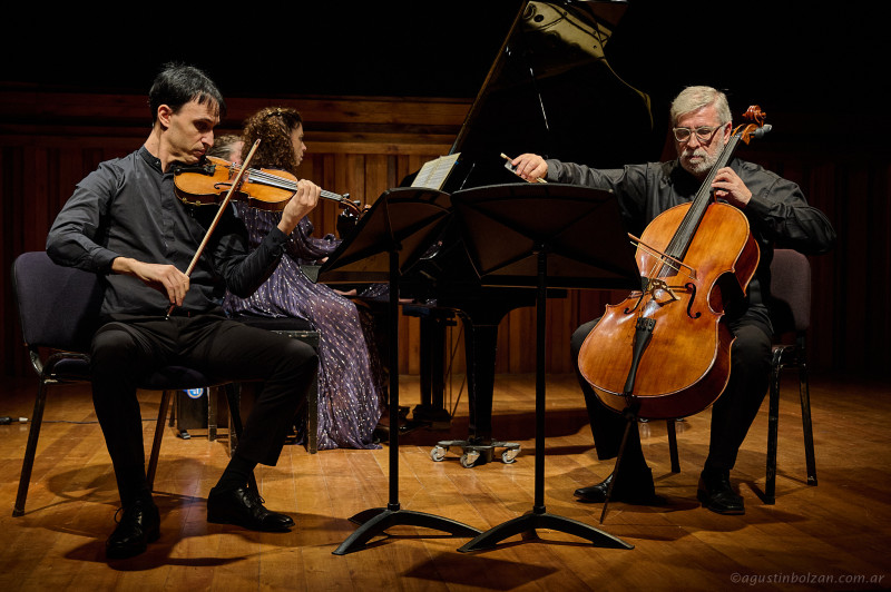2026-05-03-trio-mujan-manzano-romero-0078.jpg